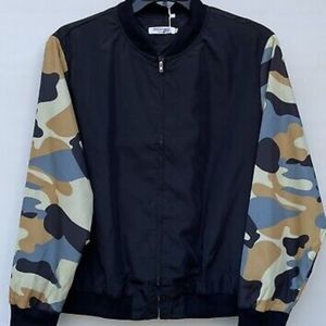 Light Women Jacket Black Size XL Camo Sleeves Fully Lined Front  Zipper …